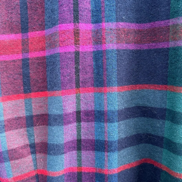 Eddie Bauer Plaid  Flannel button down, size M - Picture 8 of 10